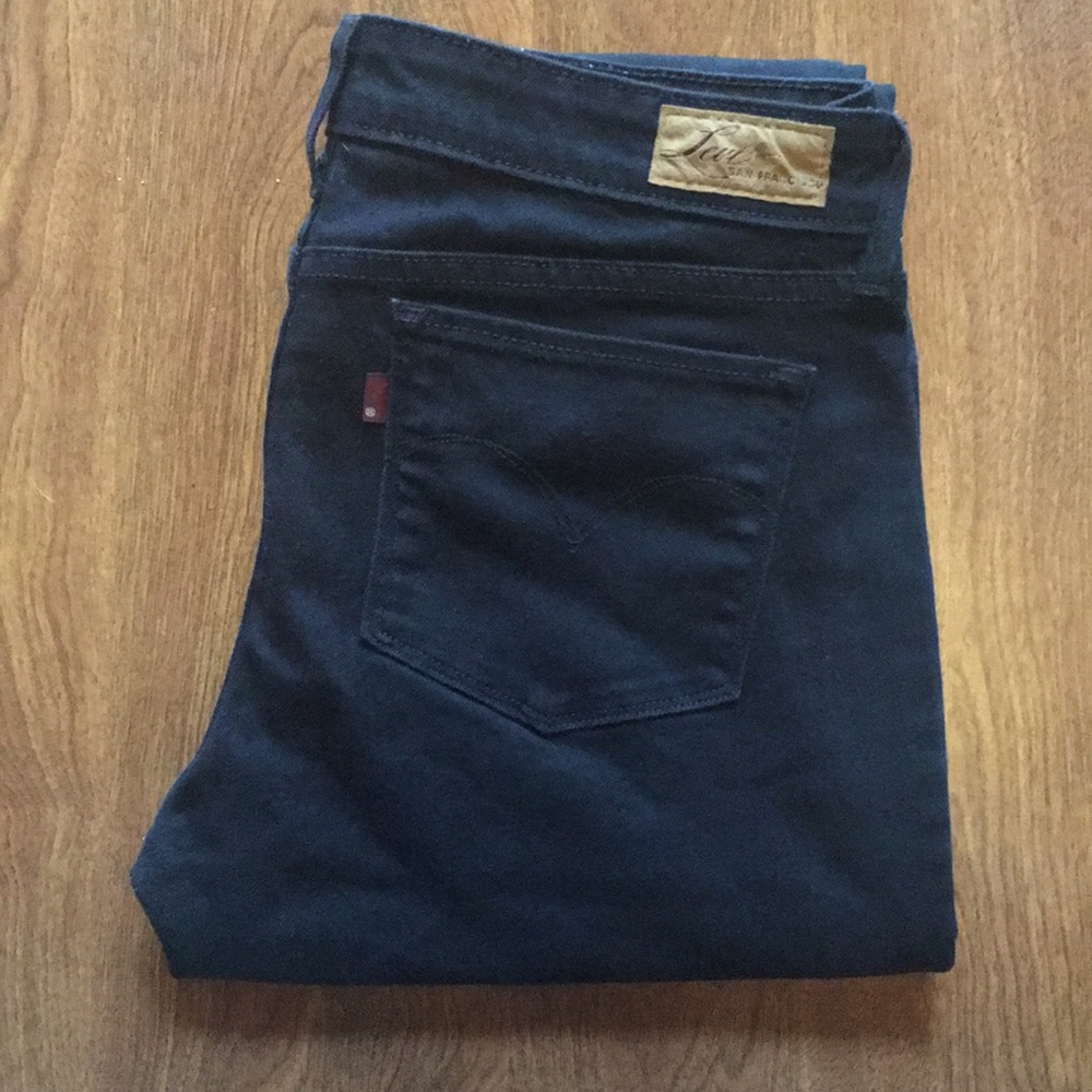 Levi’s black skinny jeans